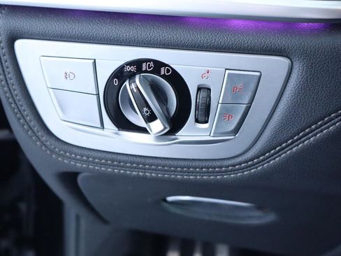 Used 2018 BMW 750i RWD image 27