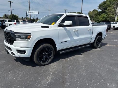 Used 2020 RAM 1500 Big Horn AWD/4WD image 3