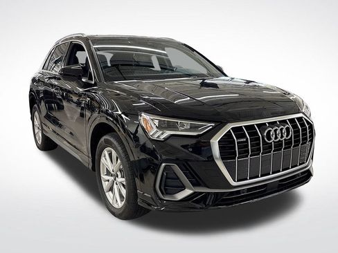 Used 2025 Audi Q3 2.0T Premium w/ Convenience Package AWD/4WD image 7