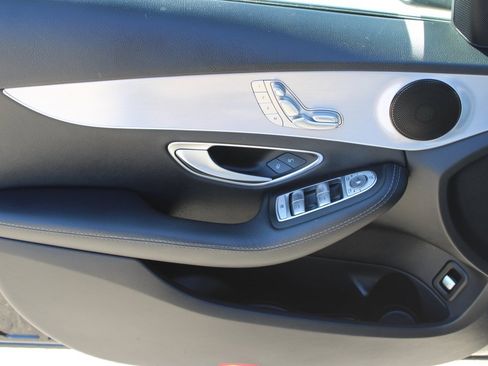 Used 2018 Mercedes-Benz C 300 Sedan image 9