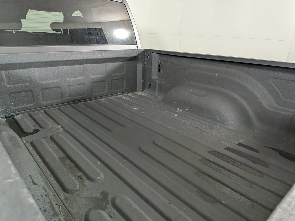 Used 2025 RAM 2500 Big Horn AWD/4WD image 13