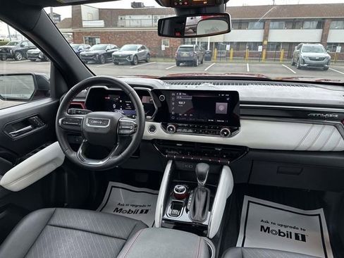 Used 2025 GMC Canyon AT4 w/ AT4X AEV Edition AWD/4WD image 33