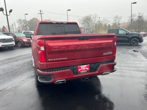 Used 2023 Chevrolet Silverado 1500 High Country w/ Technology Package image 4