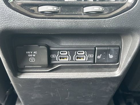 Used 2023 Jeep Grand Cherokee Limited RWD image 25