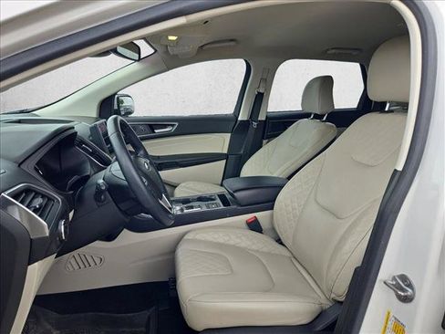 Used 2023 Ford Edge Titanium AWD/4WD image 14
