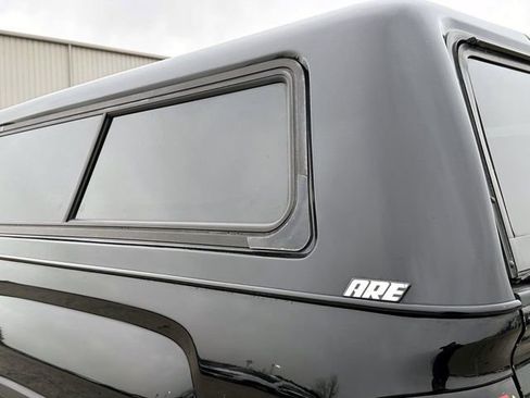 Used 2015 GMC Sierra 2500 SLT w/ All-Terrain HD Package image 14