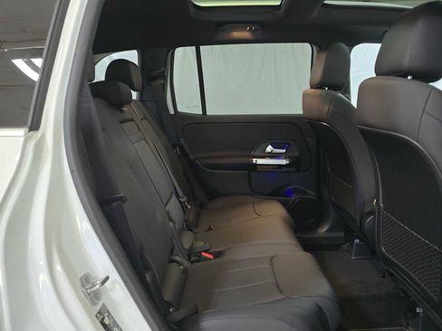 New 2026 Mercedes-Benz GLB 250 4MATIC image 12
