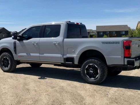 Used 2026 Ford F250 Lariat w/ Tremor Off-Road Package AWD/4WD image 6