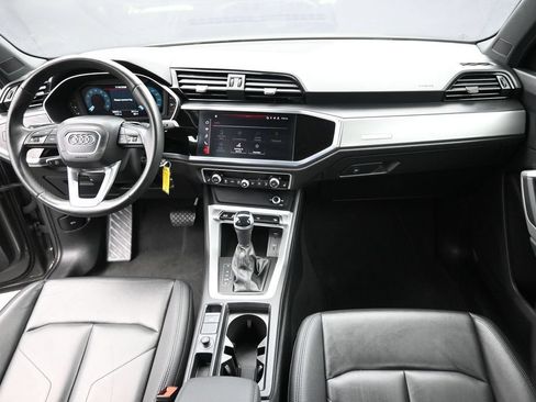 Used 2025 Audi Q3 2.0T Premium AWD/4WD image 16