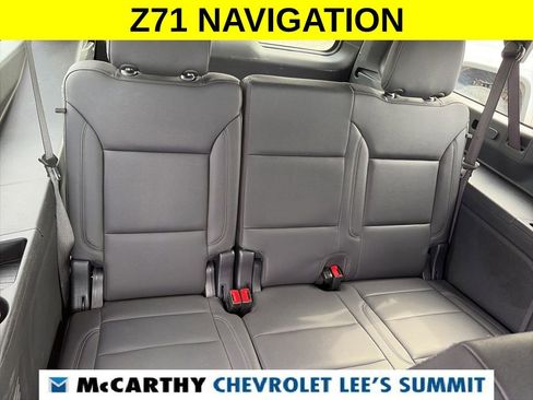 Used 2025 Chevrolet Suburban Z71 AWD/4WD image 42