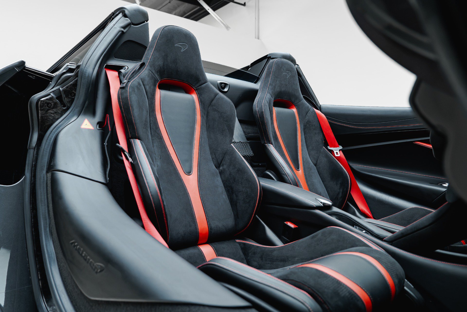 Used 2021 McLaren 720S Performance RWD image 37