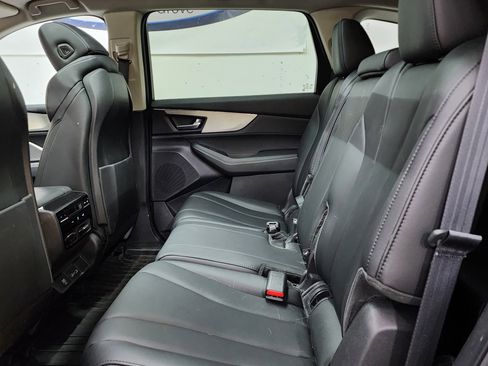 Used 2023 Acura MDX SH-AWD image 16