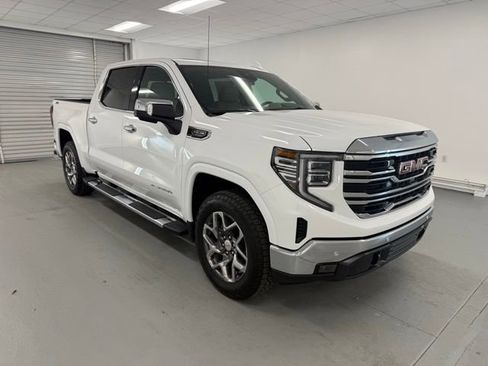 New 2026 GMC Sierra 1500 SLT w/ SLT Premium Plus Package image 3