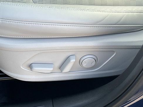 Used 2025 Kia Sorento EX w/ Panoramic Sunroof Package AWD/4WD image 18