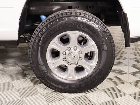 Used 2024 RAM 2500 Big Horn w/ Off Road Package image 17