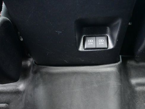 Used 2022 Toyota 4Runner TRD Off-Road Premium image 19