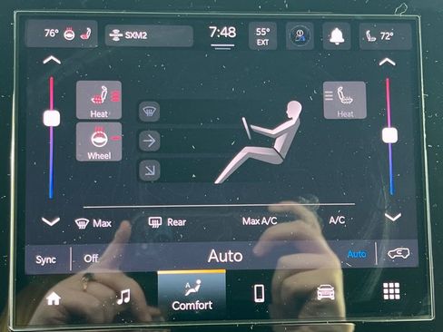 New 2025 Jeep Grand Cherokee Laredo X w/ Luxury Tech Group I AWD/4WD image 19
