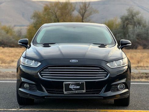 Used 2014 Ford Fusion Titanium image 3