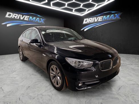 Used 2017 BMW 535i Gran Turismo xDrive w/ Luxury Seating Package AWD/4WD image 3