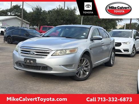Used 2010 Ford Taurus Limited FWD image 1
