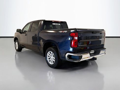 Used 2024 Chevrolet Silverado 1500 LT AWD/4WD image 7
