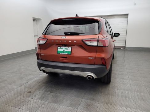 Used 2020 Ford Escape SEL image 7