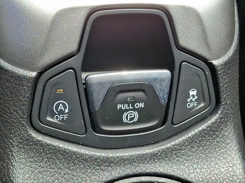 Used 2020 Jeep Compass Latitude w/ Popular Equipment Group AWD/4WD image 22