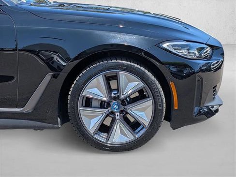 Certified 2023 BMW i4 eDrive35 RWD image 25