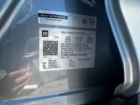 New 2026 Chevrolet Traverse LT w/ Driver Confidence Package AWD/4WD image 12