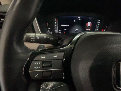 Used 2023 Honda Pilot Elite image 31