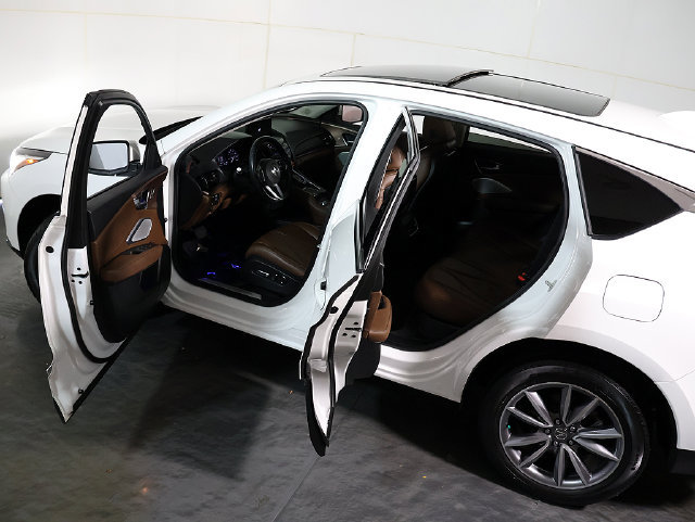 Used 2023 Acura RDX w/ Technology Package AWD/4WD image 5