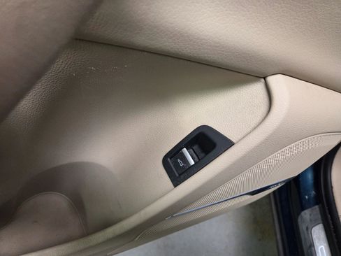 Used 2018 Audi Q7 3.0T Prestige image 18