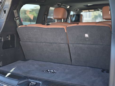 Used 2023 INFINITI QX80 Sensory w/ Cargo Package image 14