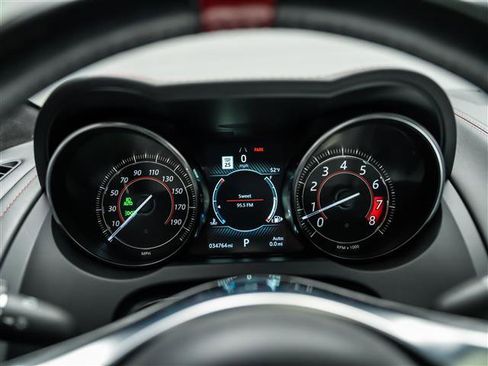 Used 2020 Jaguar F-TYPE Checkered Flag image 25