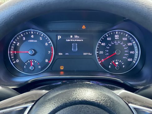 Used 2024 Kia Forte LXS FWD image 22