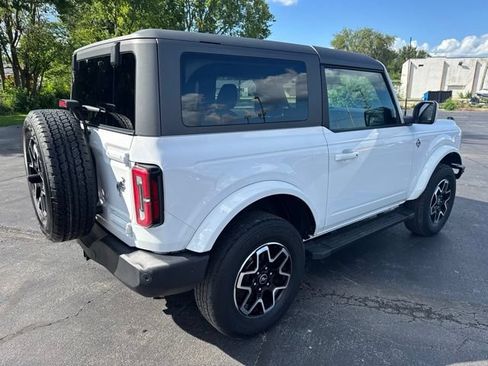 Used 2023 Ford Bronco Outer Banks AWD/4WD image 5