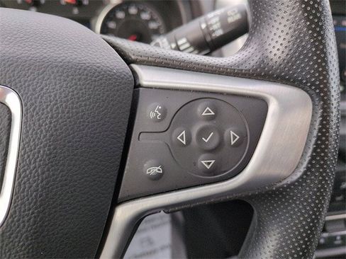 Used 2023 GMC Terrain SLE w/ Driver Convenience Package image 19