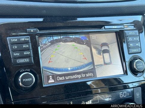 Used 2017 Nissan Rogue Sport SL w/ SL Premium Package image 19