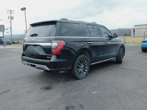 Used 2021 Ford Expedition Limited image 9