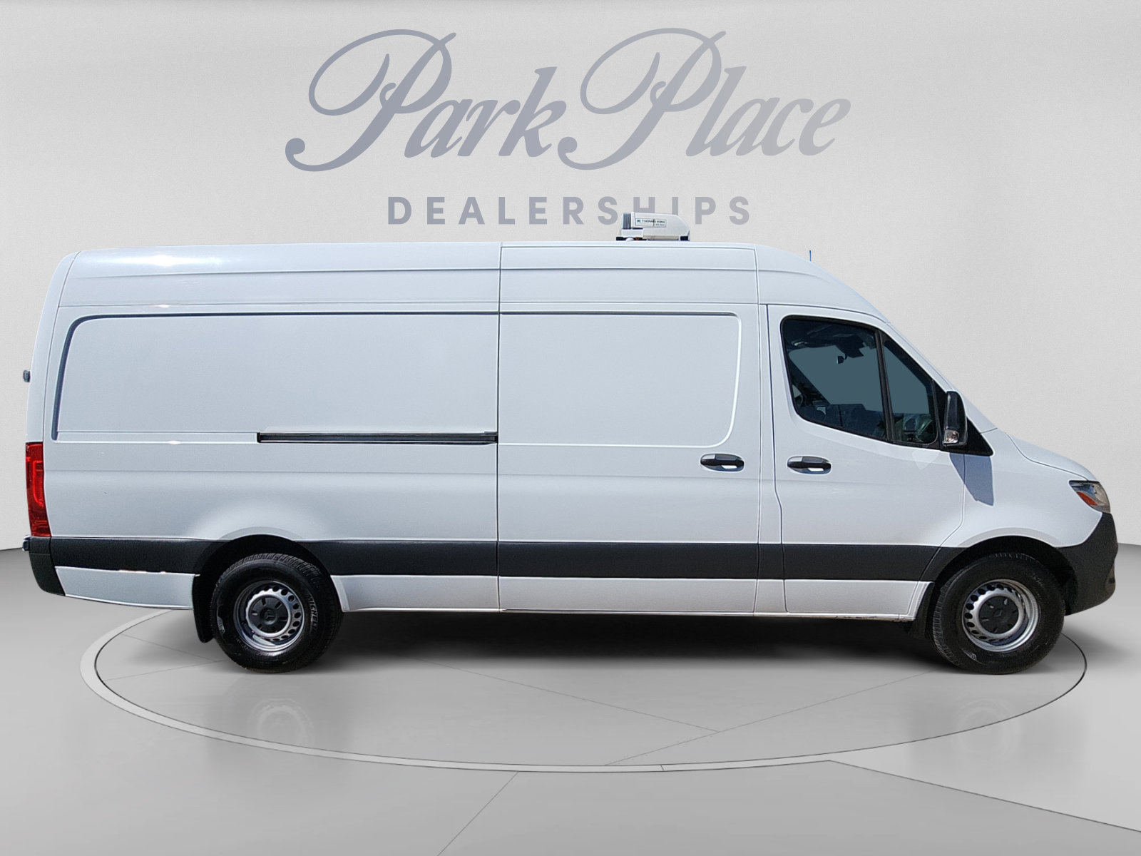 Used 2022 Mercedes-Benz Sprinter 2500 image 7