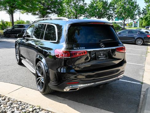 Used 2021 Mercedes-Benz GLS 580 4MATIC image 7