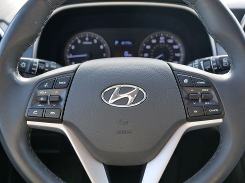 Used 2020 Hyundai Tucson Limited image 25