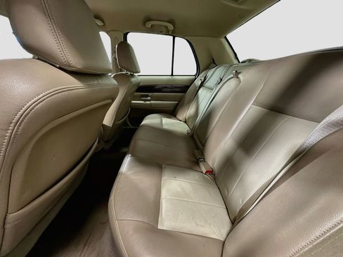 Used 2005 Mercury Grand Marquis LS RWD image 19
