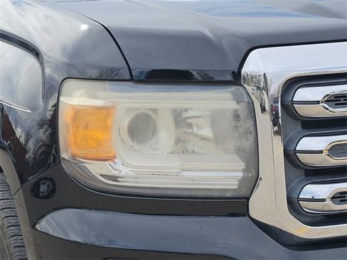 Used 2015 GMC Canyon SLT w/ Driver Alert Package image 8