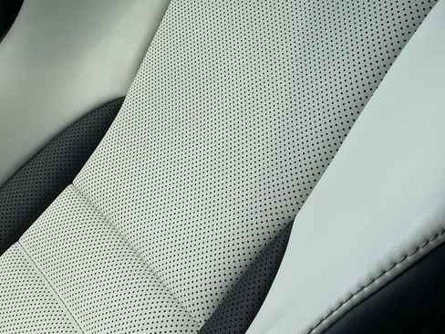Used 2023 Lexus IS 500 RWD image 13