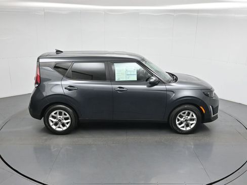 Used 2023 Kia Soul LX w/ Option Group 015 FWD image 53