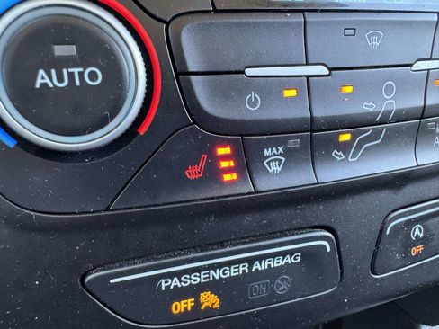 Used 2019 Ford Escape SEL AWD/4WD image 30