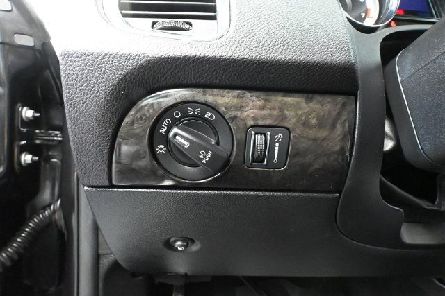Used 2013 Dodge Durango Crew w/ Trailer Tow Group IV AWD/4WD image 23