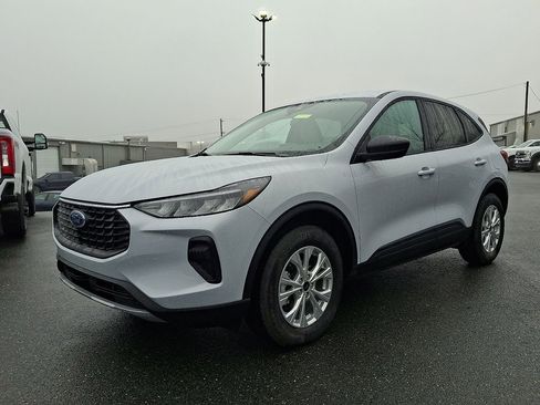 Used 2026 Ford Escape Active image 3