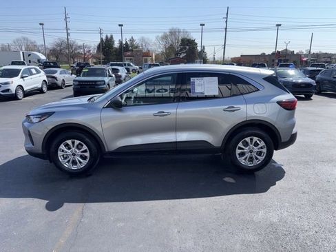 Certified 2024 Ford Escape Active AWD/4WD image 17